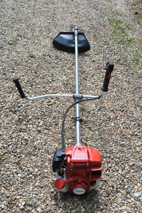 4-takt bosmaaier met mes, Tuin en Terras, Bosmaaiers, Zo goed als nieuw, Benzine, 10 tot 30 cm, Ophalen of Verzenden