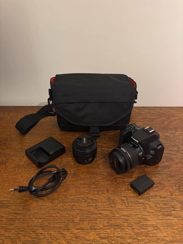 Canon eos 250D, Audio, Tv en Foto, Fotocamera's Digitaal, Zo goed als nieuw, Spiegelreflex, Canon, 4 t/m 7 keer, Ophalen