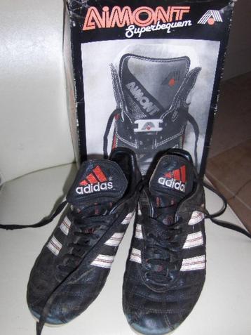 voetbalschoenen mt 43  Adidas (verzenden kan ook) beschikbaar voor biedingen