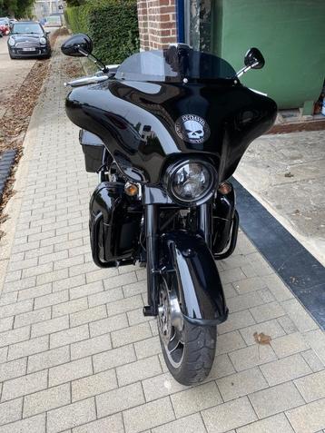 Harley Davidson street glide beschikbaar voor biedingen