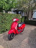 Kymco Like  7000km (vandaag ophalen aub), Fietsen en Brommers, Ophalen, Zo goed als nieuw, Like, Benzine