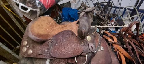 Zolder opruiming div zadels dressuur western shetlander, Dieren en Toebehoren, Paarden en Pony's | Zadels, Zo goed als nieuw, Dressuur