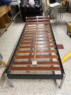 1 persoonsbed., Huis en Inrichting, Ophalen, Zo goed als nieuw