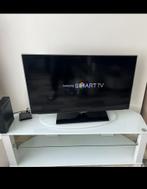 Tv Samsung à réparer ou pour pièce s’allume puis s’éteint, Utilisé