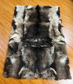 Tapis long en fourrure poilue shaggy en peau de mouton, Maison & Meubles, Enlèvement ou Envoi, Utilisé, Moins de 10 m², Brun