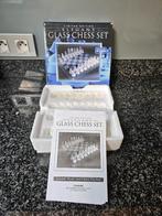 Elegant glazen schaakspel limited edition, Ophalen of Verzenden, Zo goed als nieuw