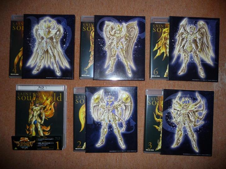 saint seiya dvd soul of gold japan original 1st version, Cd's en Dvd's, Dvd's | Tekenfilms en Animatie, Zo goed als nieuw, Anime (Japans)