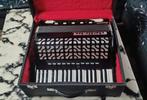 Mooie Accordeon in nieuwe staat, Muziek en Instrumenten, Accordeons, Ophalen, Zo goed als nieuw, Met koffer