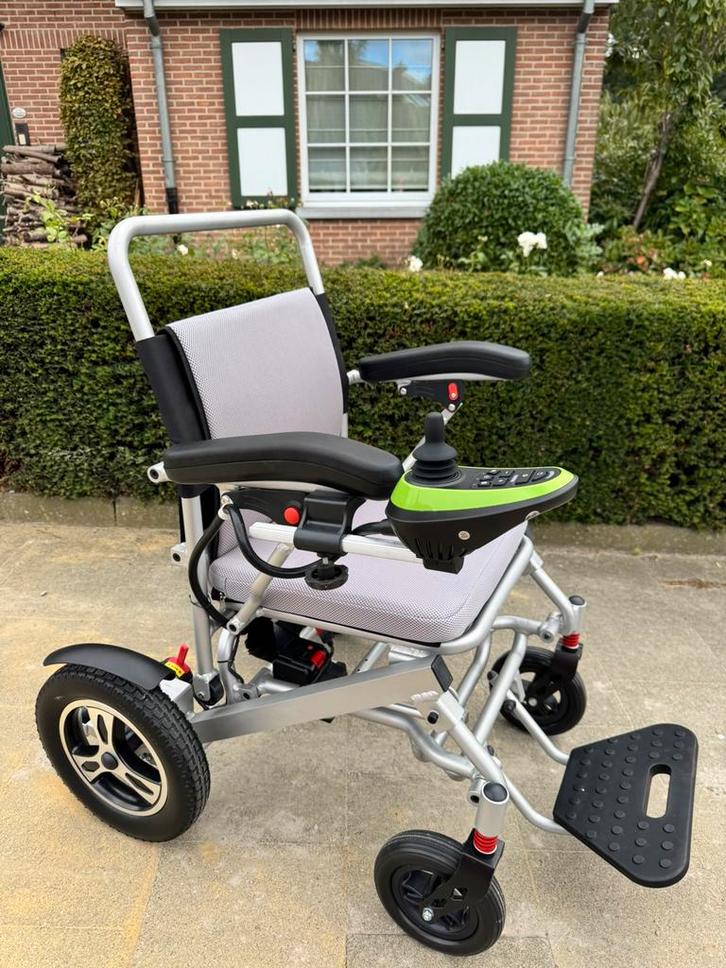 Lichtgewicht Electrische Rolstoel – Opvouwbaar , Nieuw, Diversen, Rolstoelen, Zo goed als nieuw, Elektrische rolstoel, Ophalen of Verzenden