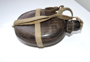 gedateerd 1942 WWII DUITSLAND Veldfles markeringen beschikbaar voor biedingen