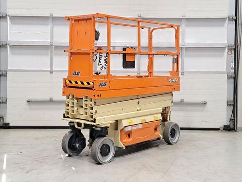 JLG 2032ES, Zakelijke goederen, Machines en Bouw | Liften, Steigers en Ladders
