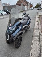 Piaggio mp3 400ie, Motos