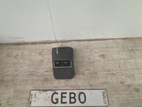 LUCHTROOSTER Audi A3 Sportback (8VA / 8VF) (01-2012/10-2020), Auto-onderdelen, Overige Auto-onderdelen, Audi, Gebruikt