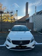 Mercedes A180 2013 Benzine - Manueel, Euro 6, 4 cilinders, 1600 cc, Leder en Stof