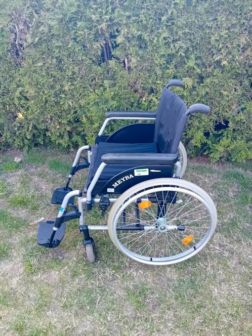Onberispelijke Meyra XXL-rolstoel met E-remmen, Diversen, Rolstoelen, Zo goed als nieuw, Ophalen