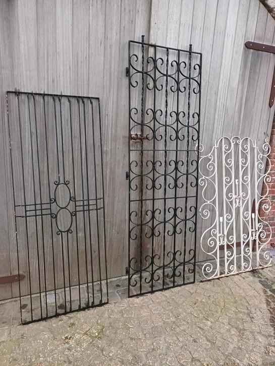 2 smeedijzeren wandrekken, Tuin en Terras, Tuinwanddecoratie, Gebruikt, Ophalen