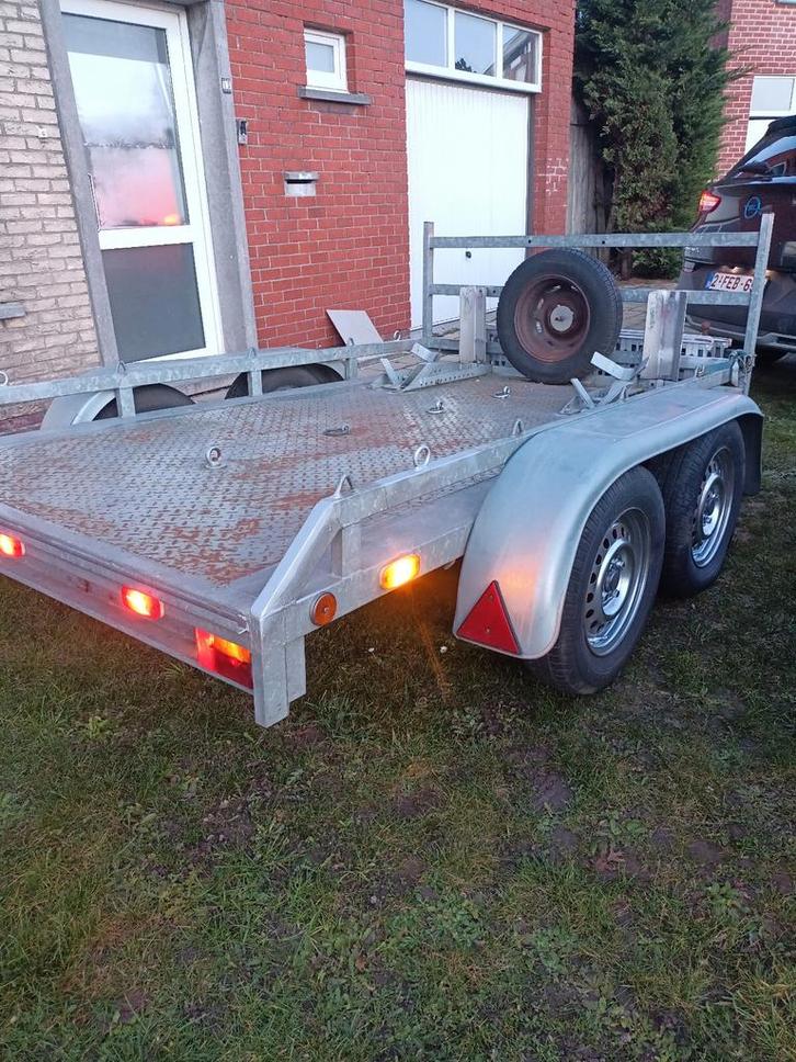 Remorque à deux essieux, Autos : Pièces & Accessoires, Systèmes à carburant, Enlèvement