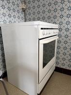 Cuisinière AEG 30006VE-WN, Electroménager, 4 zones de cuisson, Enlèvement, Utilisé, 45 à 60 cm