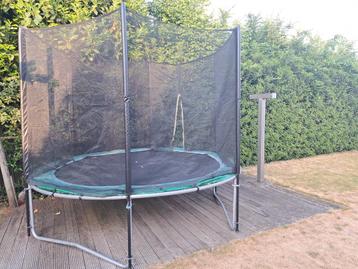 Trampoline  beschikbaar voor biedingen
