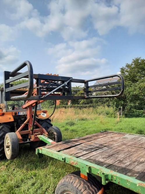 achterlader wifo met balenklem en aanhangwagen, Zakelijke goederen, Landbouw | Werktuigen, Ophalen