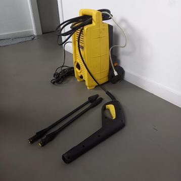 Hogedrukreiniger Karcher beschikbaar voor biedingen