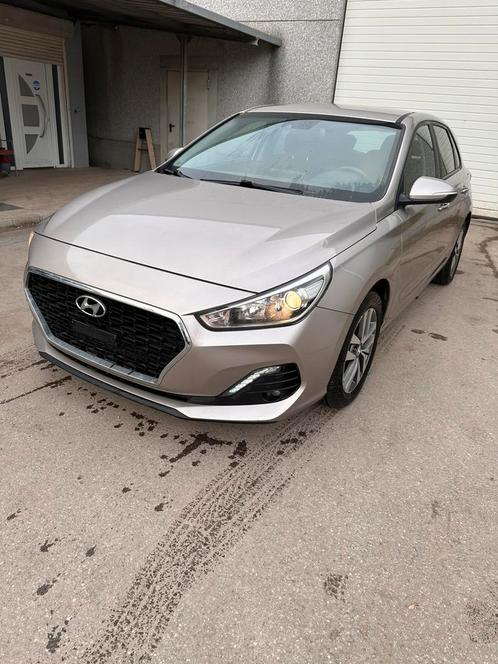 Hyundai i30//2019//145000km//1.0i// prête à immatriculé, Auto's, Hyundai, Bedrijf, i30, ABS, Airbags, Airconditioning, Alarm, Bluetooth