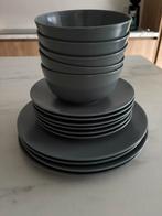 Bordenset Ikea donkergrijs, Huis en Inrichting, Ophalen, Bord(en)