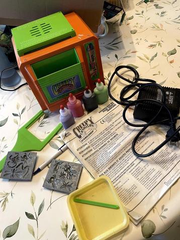 vintage - oud speelgoed oventje Creepy Crawlers beschikbaar voor biedingen