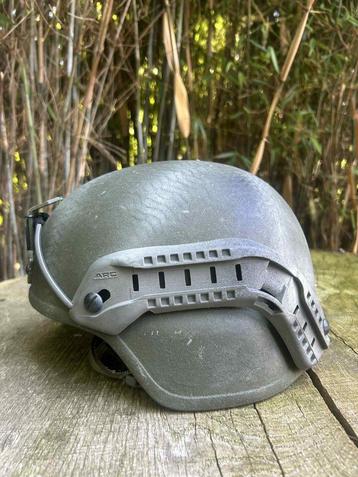 AS200 ballistische helm beschikbaar voor biedingen
