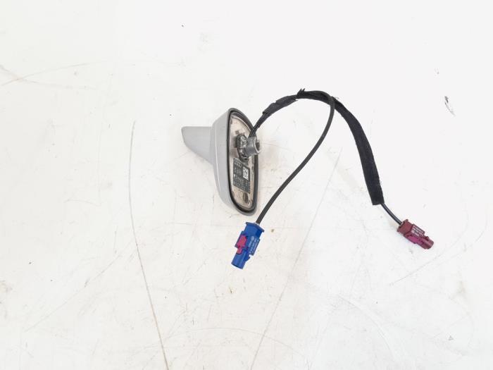 Antenne d'un Audi A4, Autos : Pièces & Accessoires, Électronique & Câbles, Audi, Utilisé, 3 mois de garantie, Enlèvement ou Envoi