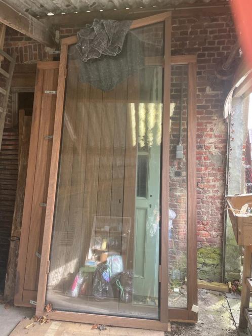 Massief hardhouten voordeur met zijraam, Doe-het-zelf en Bouw, Deuren en Vliegenramen, Glas, Ophalen