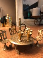 Ensemble Vintage:Table miniature et Chaises en Laiton 60's, Antiquités & Art, Cuivre