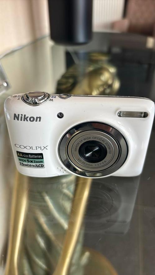 Nikon COOLPIX, Audio, Tv en Foto, Fotocamera's Digitaal, Zo goed als nieuw, Compact, Nikon, 4 t/m 7 keer, Ophalen