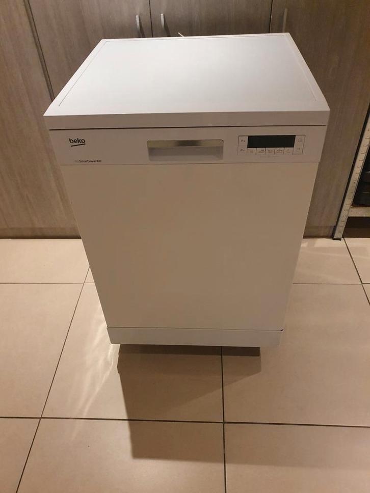 Vaatwasser BEKO PRO SMART INVERTER, Elektronische apparatuur, Vaatwasmachines, Zo goed als nieuw, Vrijstaand, 85 tot 90 cm, 45 tot 60 cm