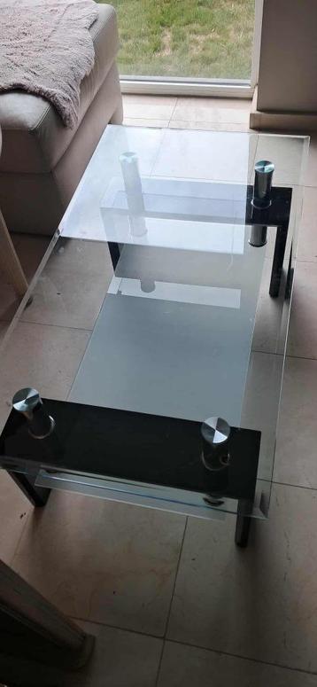 Salontafel beschikbaar voor biedingen