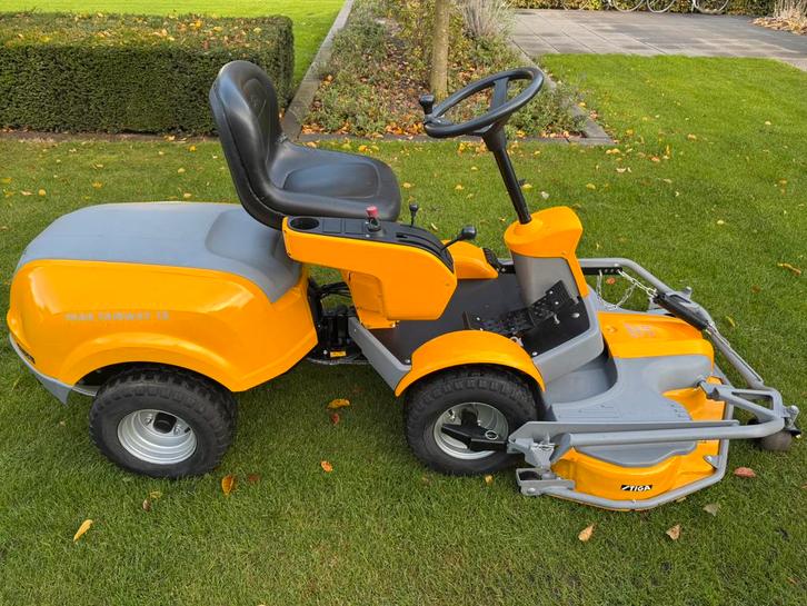STIGA PARK FAIRWAY 18/ 110 CM COMBI PRO MAAIDEK ZITMAAIER, Tuin en Terras, Zitmaaiers, Zo goed als nieuw, 90 tot 120 cm, Elektrische starter