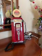 Téléphone fixe vintage pompe à essence rouge avec lumière