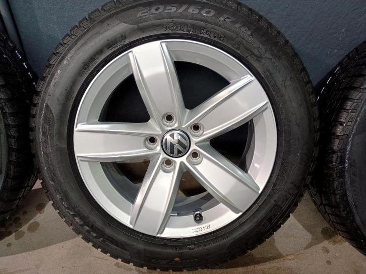 Originele VW 16" winterset, Auto-onderdelen, Banden en Velgen, Banden en Velgen, Winterbanden, 16 inch, Personenwagen, Gebruikt