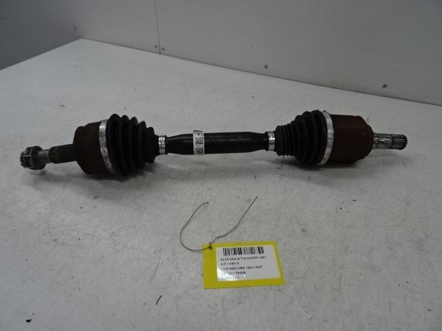 AANDRIJFAS LINKS VOOR Alfa Romeo Giulietta (940), Auto-onderdelen, Remmen en Aandrijving, Alfa Romeo, Gebruikt