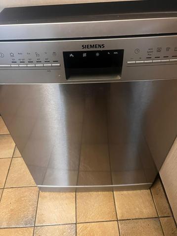 Vatwasmachine Siemens beschikbaar voor biedingen