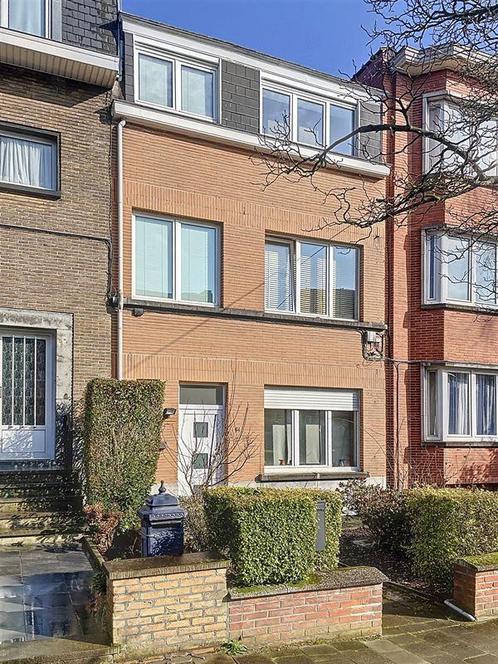 Maison à vendre à Anderlecht, 4 chambres, Immo, Huizen en Appartementen te koop, Vrijstaande woning
