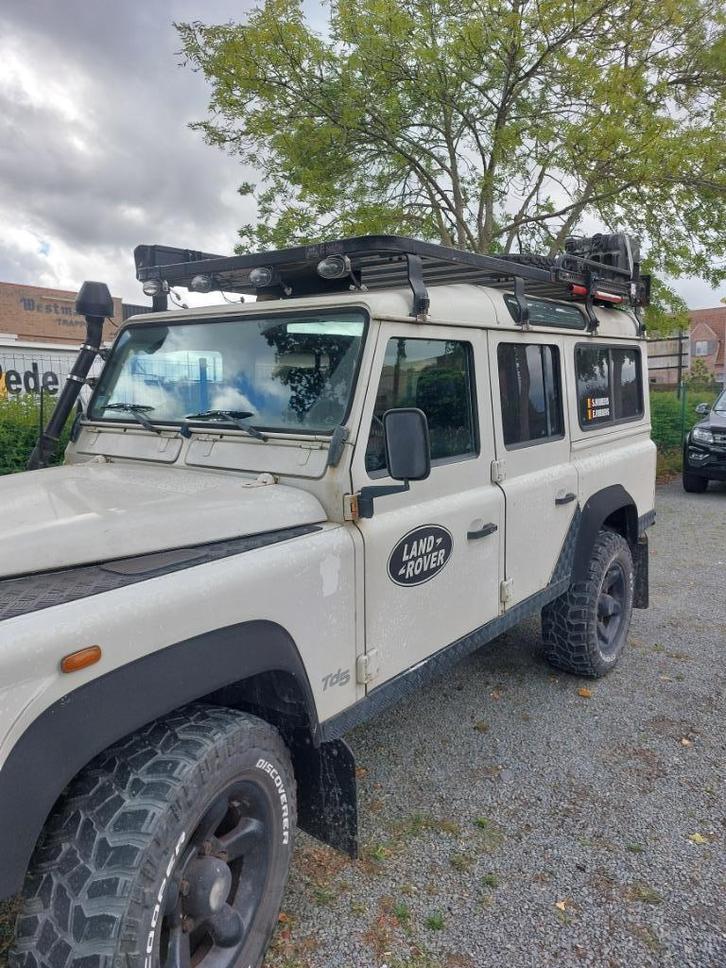 Land rover defender 110 td5 p15 1999, Auto's, Land Rover, Particulier, 4x4, Defender, Diesel, Handgeschakeld, Wit, Zwart, Kunstmatig leder