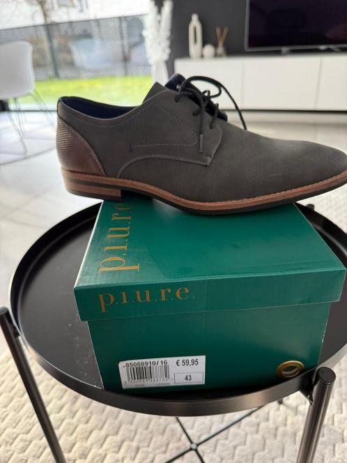 Schoenen NIEUW IN DOOS Merk Piure, Kleding | Heren, Schoenen, Nieuw, Ophalen of Verzenden