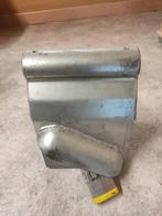 Une remorque L2,40m X1,30m et 40 profondeur avec filet .