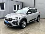 Dacia Sandero Sandero Stepway Expr AUTOMAAT * 12 m garantie, Auto's, Dacia, Automaat, Stof, Gebruikt, Zwart