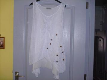a vendre blouse tunique pour dame  beschikbaar voor biedingen