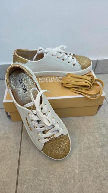 Nieuwe Michael Kors sneakers - Maat 36 - Wit en goud beschikbaar voor biedingen