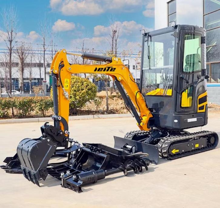 1.8T Minigraafmachine met Kubota-motor, Zakelijke goederen, Machines en Bouw | Kranen en Graafmachines, Ophalen