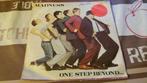 Disque vinyl 45 tours madness one step beyond, Cd's en Dvd's, Vinyl | Dance en House, Ophalen of Verzenden, Zo goed als nieuw