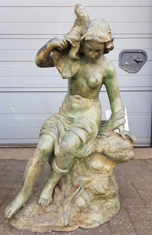 Bronze fontein waterspuwer van een vrouw Kunstwerk, Jardin & Terrasse, Pièces d'eau & Fontaines, Comme neuf, Fontaine, Autres matériaux